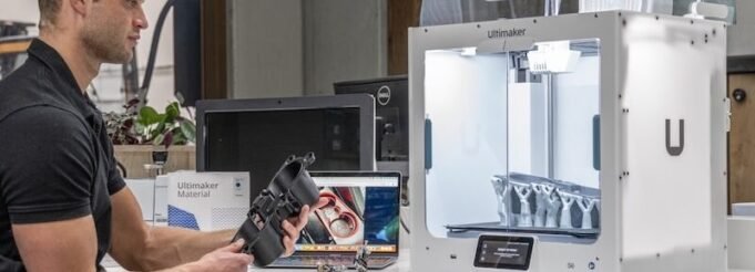 How Wide Format Providers Can Seamlessly Adopt 3D Printing